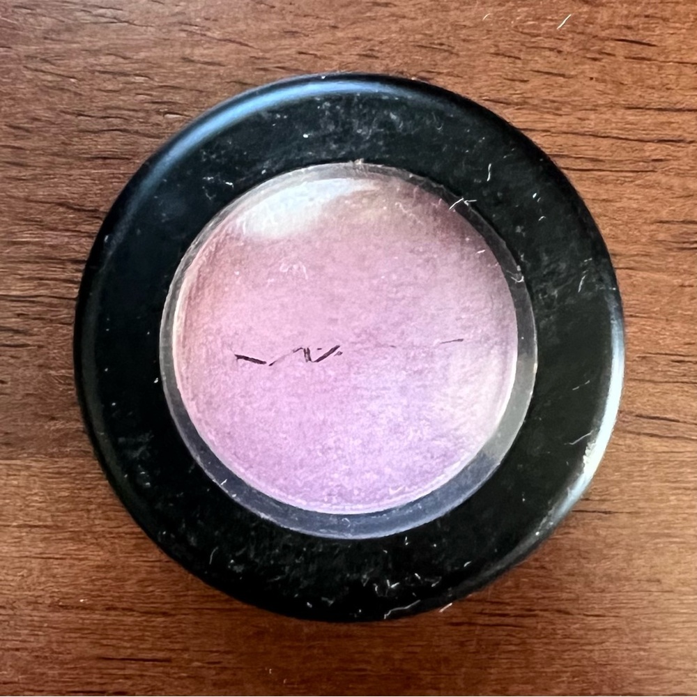 Vintage 90s MAC Cosmetics POISE Eyeshadow Screw Top Packaging - Picture 4 of 5